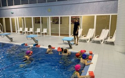 Projektas „Mokausi plaukti ir saugiai elgtis vandenyje“