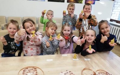 Edukacinė ekskursija „Meduolių kepimas“ ir „Žvakių liejimas“
