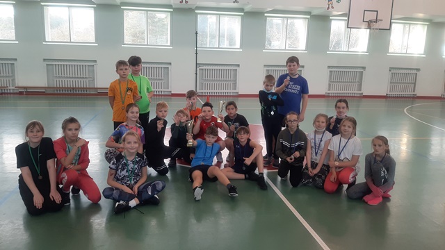 Rajono bendrojo ugdymo mokyklų 3-4 kl. kvadrato varžybos