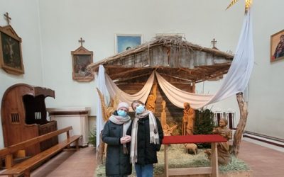Atsisveikino su prakartėle ir Kalėdų eglute