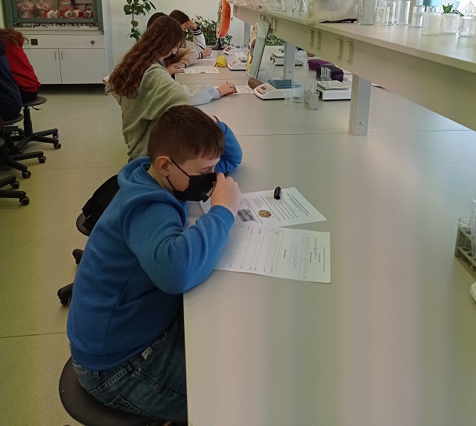 Vyko 5-8 klasių mokyklinė biologijos olimpiada