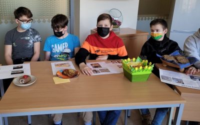 Integruotas lietuvių, anglų kalbų, technologijų projektas „Mano močiutės patiekalas“