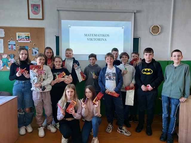 5 klasių mokiniai dalyvavo matematikos viktorinoje