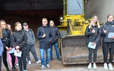 Netradicinės geografijos pamokos vyko UAB „Ignalinos šilumos tinklai“ įmonėje
