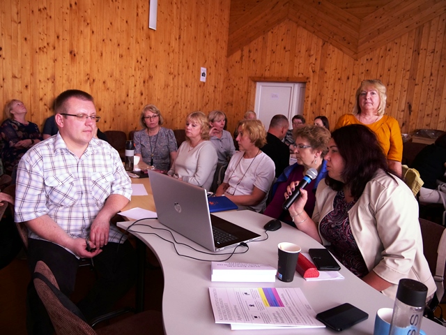 Gimnazijoje vyko metodinė-praktinė konferencija „Pamoka kitaip“