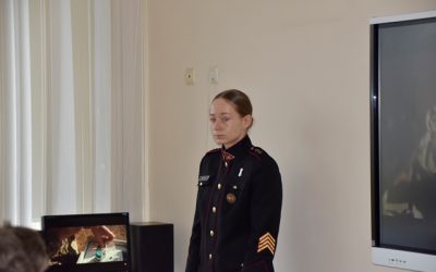 Mokiniai susitiko su Generolo Jono Žemaičio Lietuvos karo akademijos ketvirto kurso studente