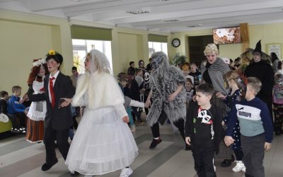 Gimnazijoje šurmuliavo Užgavėnių personažai