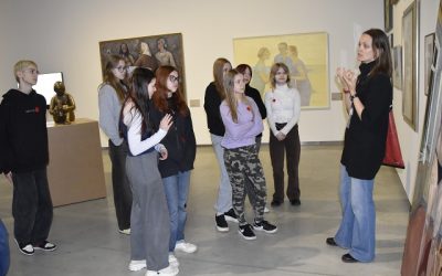 MO muziejaus organizuota edukacija „Kas vyksta šiame paveiksle?“