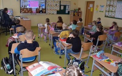Mokiniai ir mokytojai jungėsi prie „Skaitmeninės bangos“