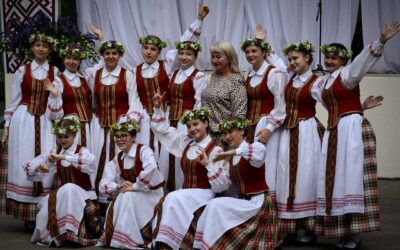 Respublikinis liaudiškų šokių festivalis „Ežerų šėltinis“