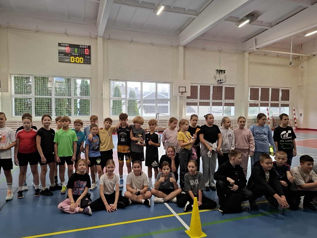 Tarpklasinės kvadrato varžybos