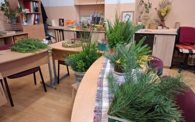 Laisvalaikio erdvėje Advento vainikų dirbtuvės