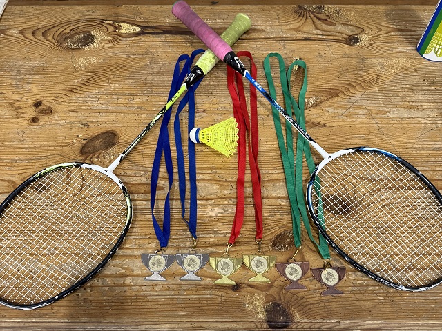 Tarpklasinės badmintono varžybos