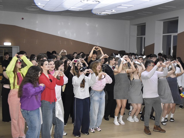 „Eurovizija Ignalinoje 2026“ – meilės ir laisvės diskoteka gimnazijoje