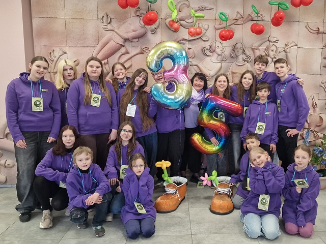 Gimnazijos vaikų teatras IKI tarptautinę teatro dieną šventė Ukmergėje!