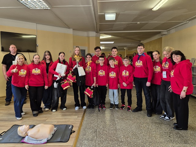 Gyvybes gelbstinčios žinios atnešė pergalę: Ignalinos jaunieji paramedikai – geriausi Lietuvoje