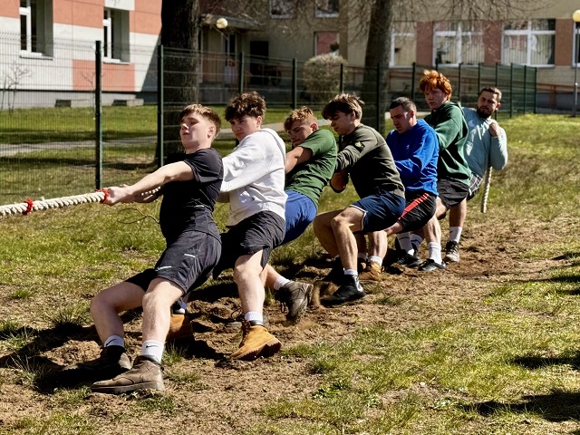 Ignalinos rajono mokinių virvės traukimo varžybos